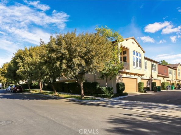 220 Kempton, Irvine CA 92620