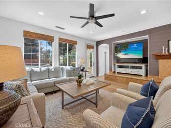 100 Via Monte Picayo