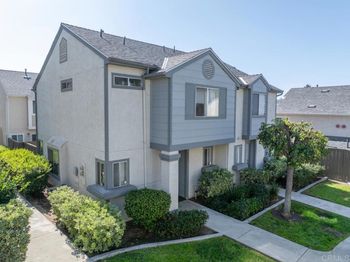 2157 Kings View Cir.