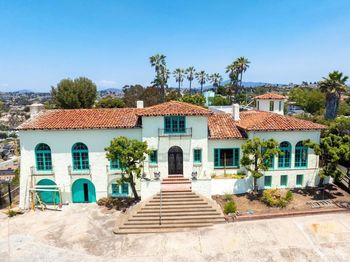 3600 Paradise Valley Road