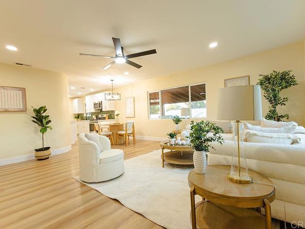 944 W 5Th Avenue, Escondido CA 92025