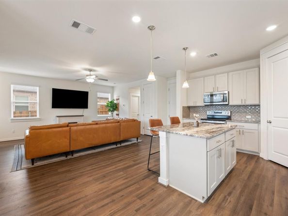 8204 Prairie Rye DR, Lago Vista TX 78645