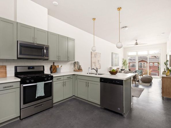 1301 Chicon ST 203, Austin TX 78702