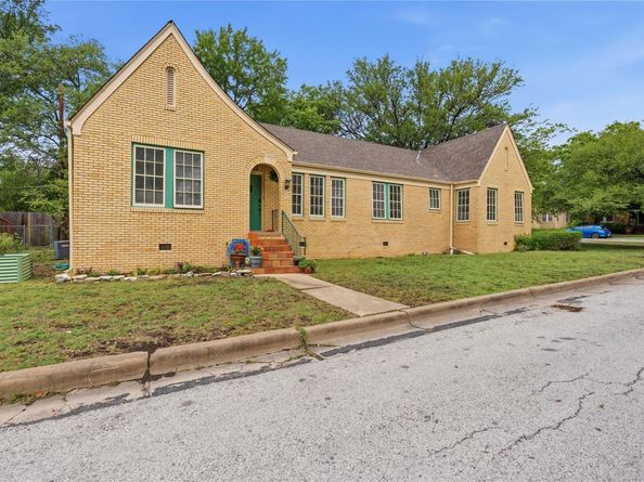 609 Carolyn Ave, Austin TX 78705