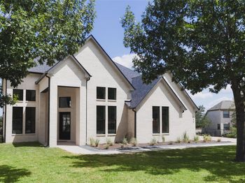 104 Whitley DR