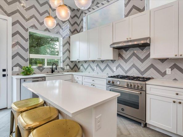 1214 Delano ST 1, Austin TX 78721