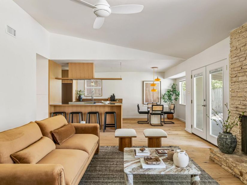 7308 Eganhill DR, Austin TX 78745