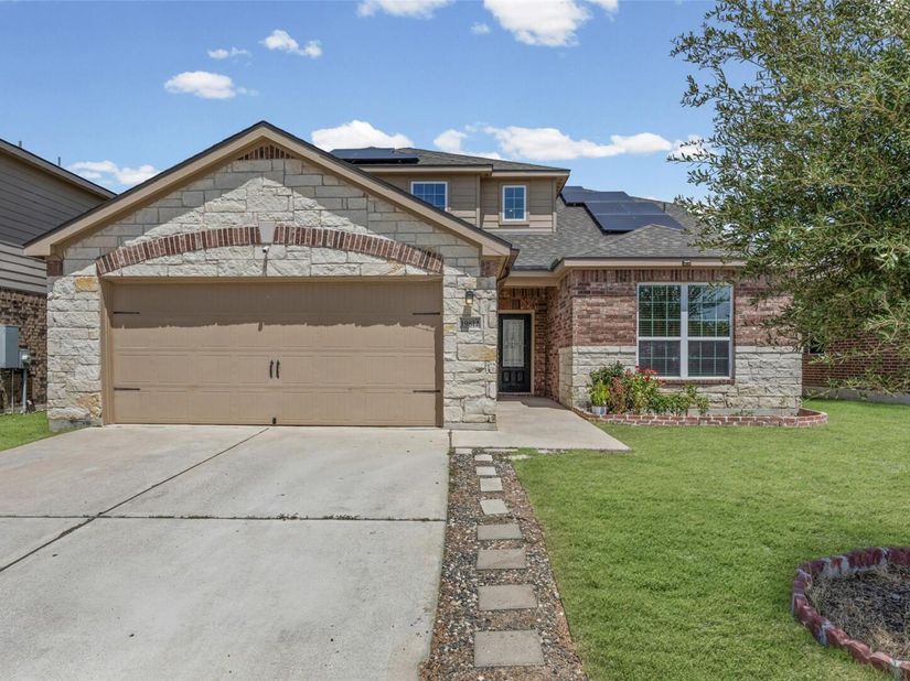 19812 Hubert R Humphrey RD, Manor TX 78653