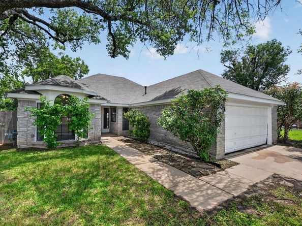 1222 Ivybridge DR, Pflugerville TX 78660