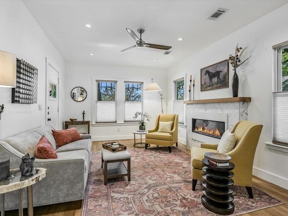 106 E 35th ST, Austin TX 78705