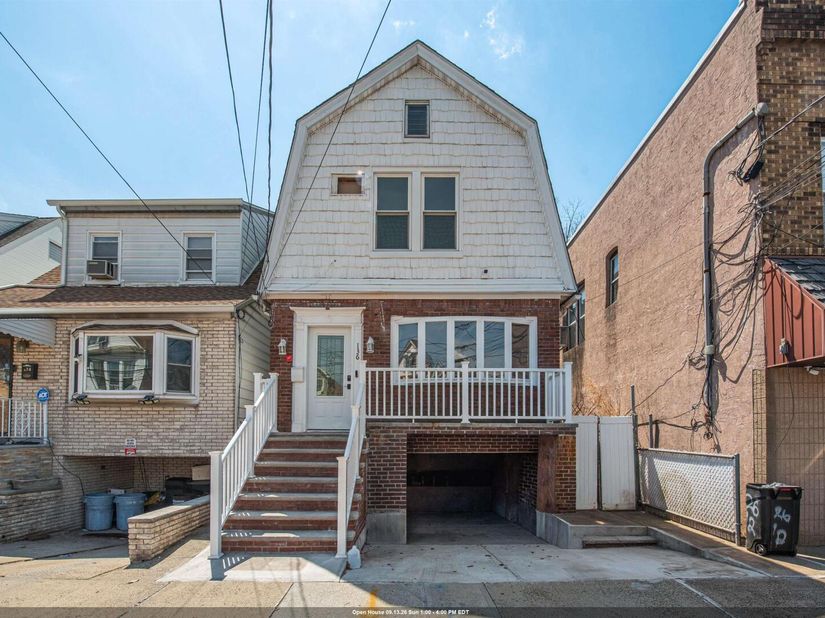 136 West 56th St, Bayonne NJ 07002-2210