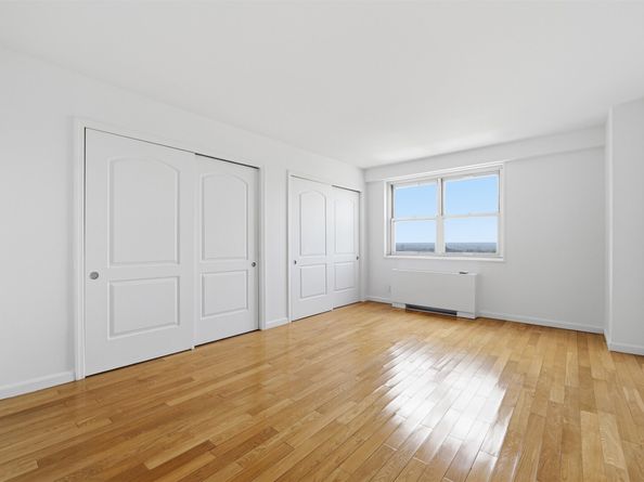 6600 Blvd East 22F, West New York NJ 07093