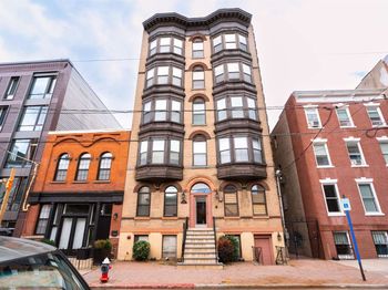 214 Park Ave