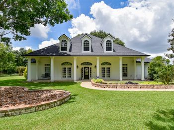 1211 Plantation Meadows Drive