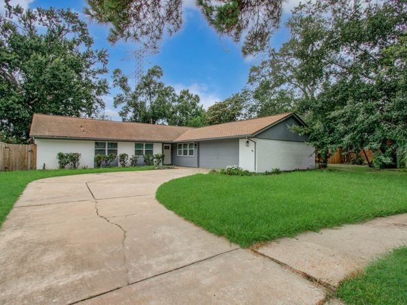 10415 Westray Street, Houston TX 77043