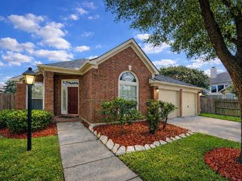 3906 Shadow Cove Drive