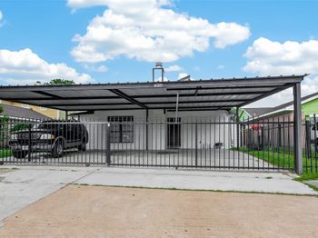 11806 Roandale Drive