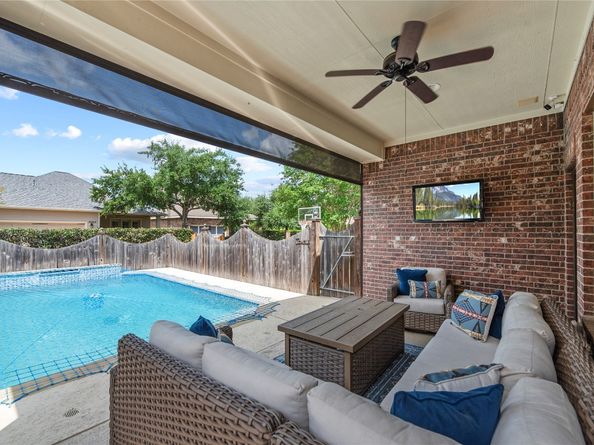 16923 Apple River Drive, Cypress TX 77433