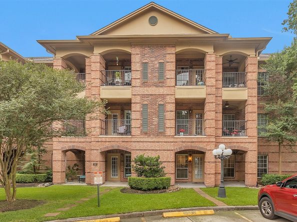 2815 Kings Crossing Drive 102, Houston TX 77345