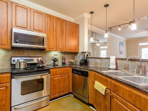 1711 Old Spanish Trail 310, Houston TX 77054