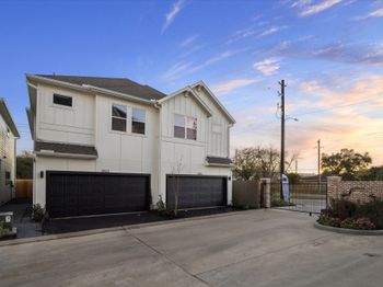 3911 Willowbend Point