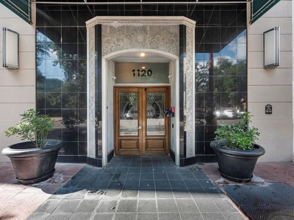 1120 Texas Street 4B, Houston TX 77002