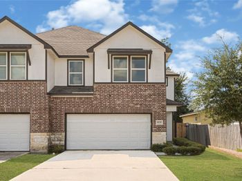 9823 Bamboo Road