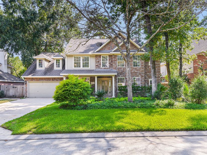 15 Filigree Pines Place, The Woodlands TX 77382