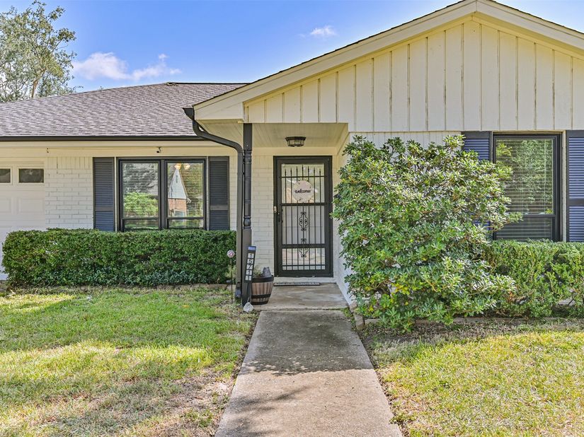 15711 Sea Liner Drive, Houston TX 77062