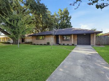 4709 Nina Lee Lane
