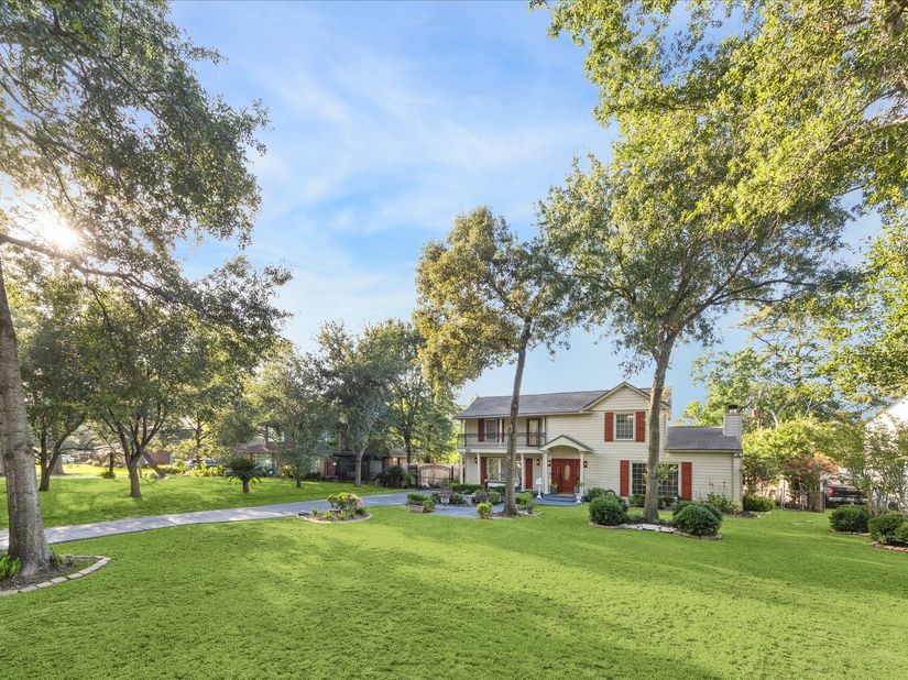 718 Garden Oaks Boulevard, Houston TX 77018