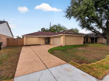 5526 Oak Falls Drive