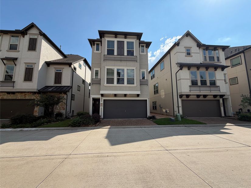 10707 Centre Forest Drive, Houston TX 77043