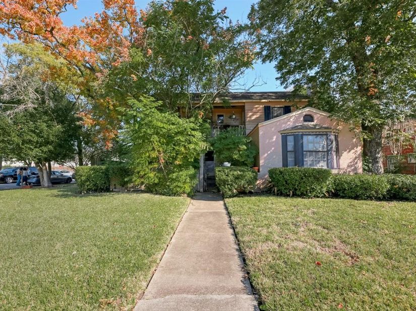 2001 Binz Street, Houston TX 77004