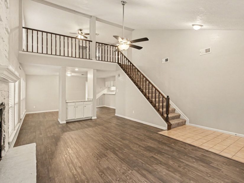 28 Windfellow Place, The Woodlands TX 77381