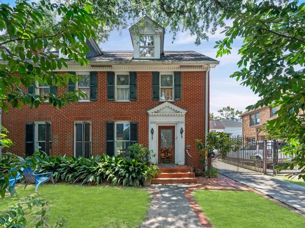 1635 Milford Street, Houston TX 77006