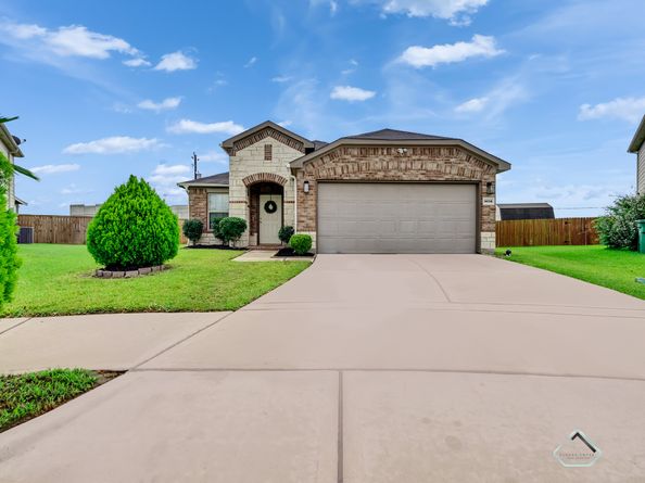 14114 Pecan Hill Court, Houston TX 77048