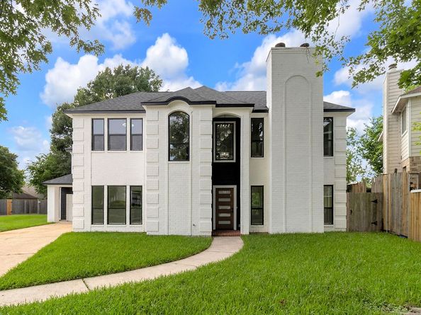 6239 Oak Pass Drive, Houston TX 77091