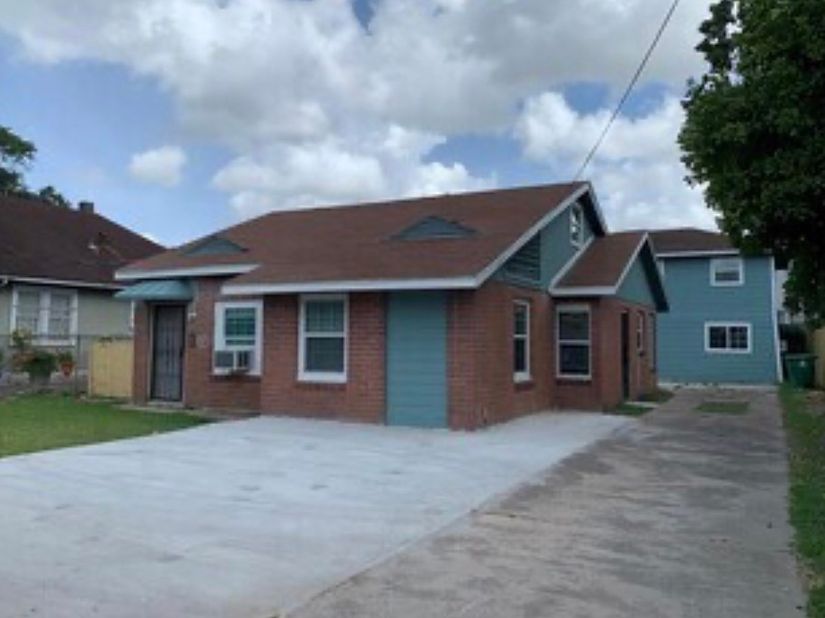 207 Frawley Street, Houston TX 77009