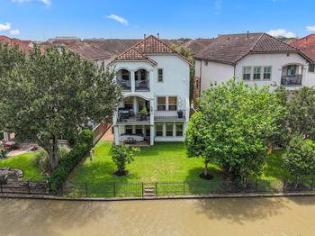 914 Old Oyster Trail