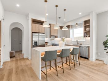 214 E 32nd Street