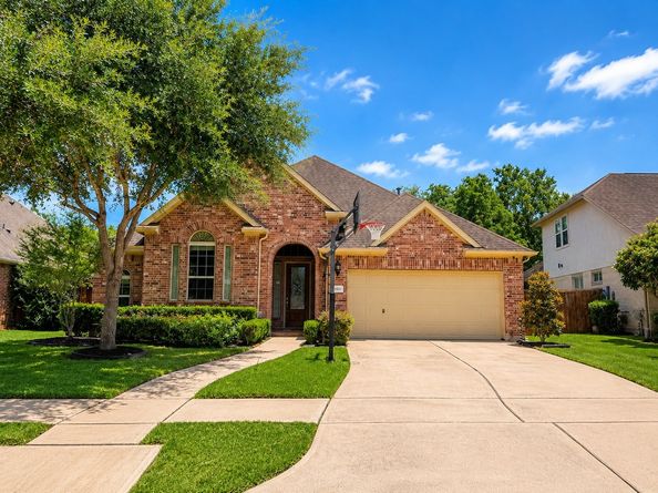 5811 Caper Shores Lane, Sugar Land TX 77479