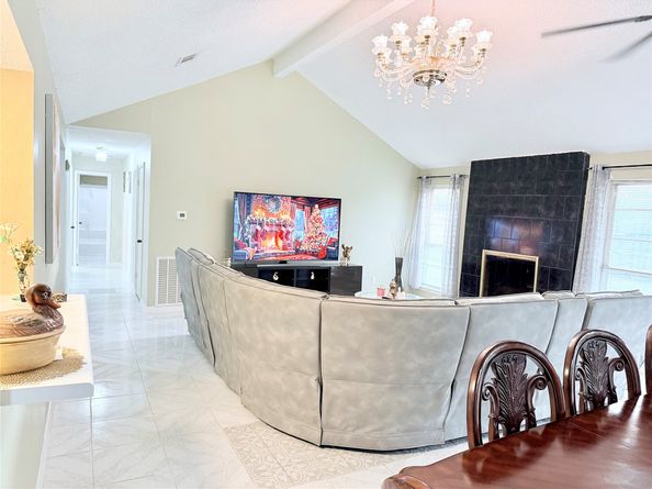 4723 Glenvillage Street, Houston TX 77084