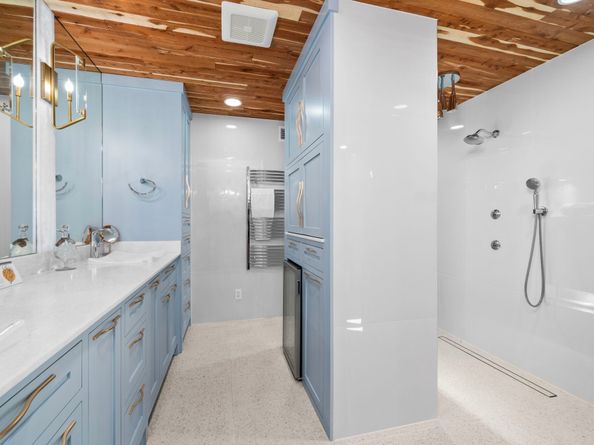 1011 Barkdull Street, Houston TX 77006