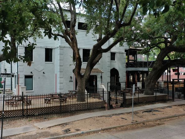 1916 Baldwin, Houston TX 77002