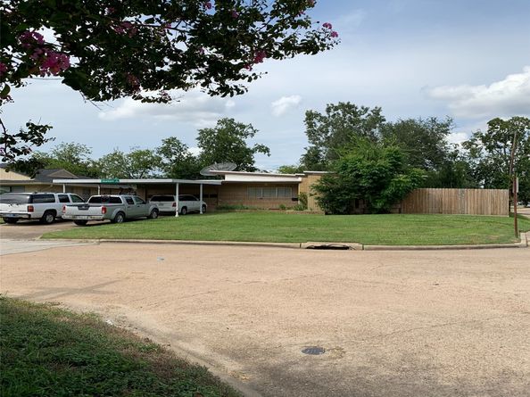 7402 Dearborn Street, Houston TX 77055