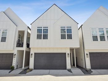 5734 White Magnolia Street