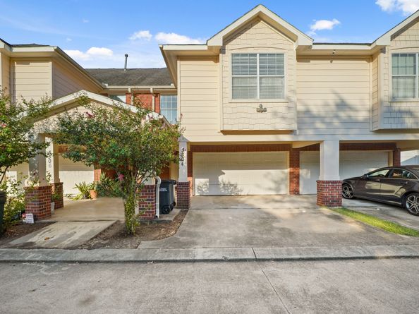 3304 Township Grove Lane, Houston TX 77082