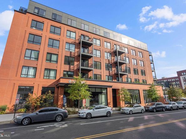 7175 12TH Street NW 214, Washington DC 20012