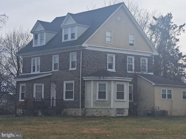 165 W Moreland Avenue, Hatboro PA 19040